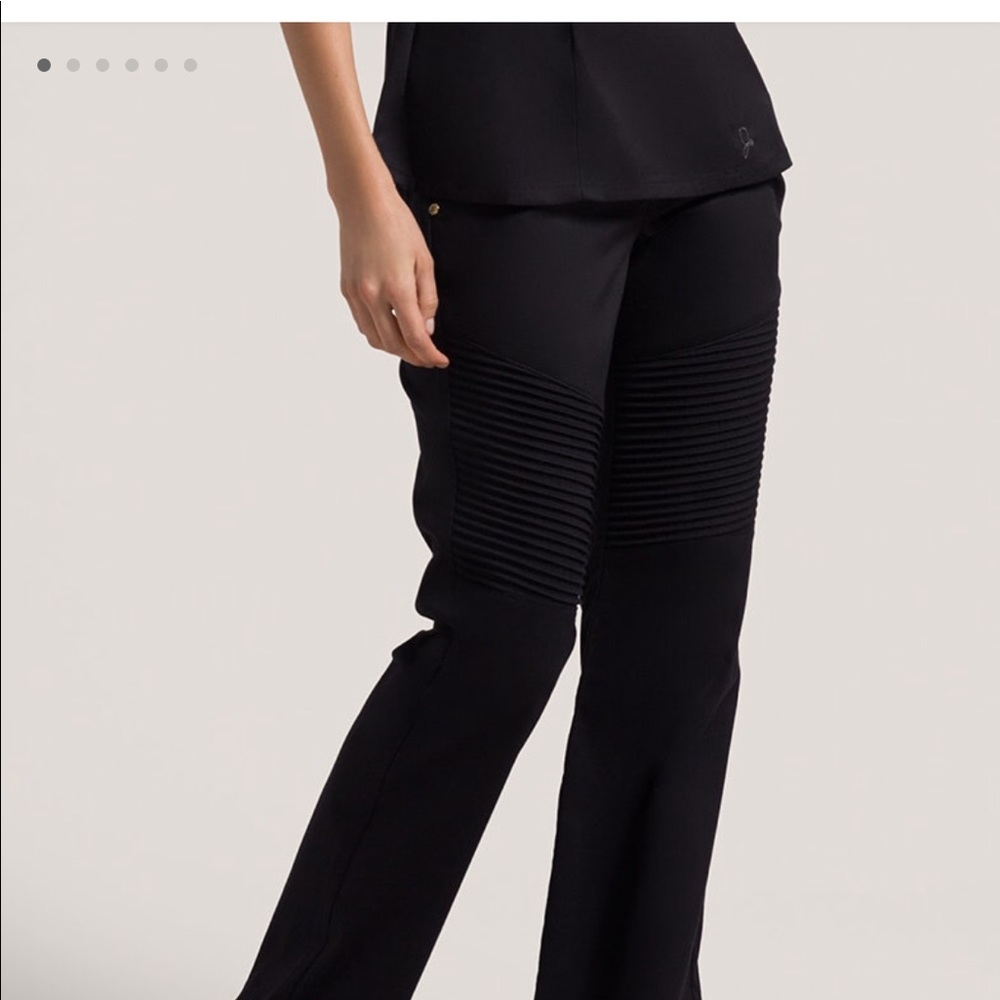 Black pintuck jaanuu scrub pants